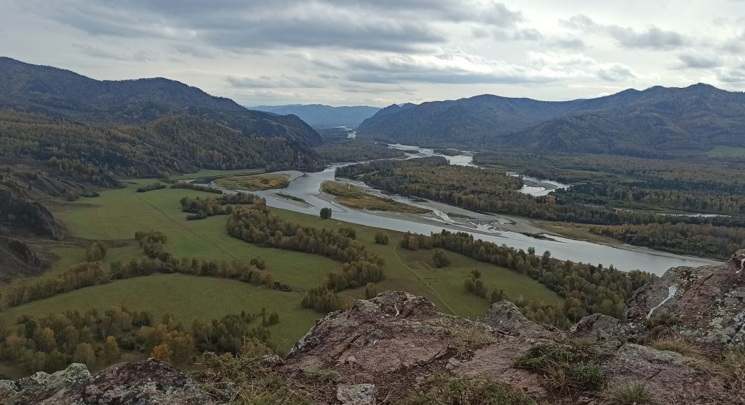 Природа Хакасии. Фото Ивана Кукарцева