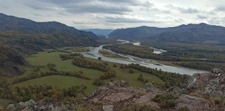 Природа Хакасии. Фото Ивана Кукарцева