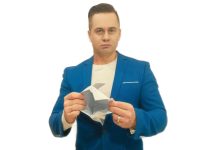 Фото: правозащитник Иван Васильев