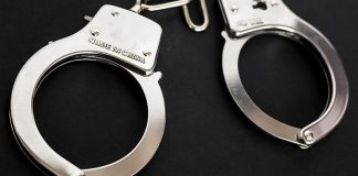 Наручники, арест