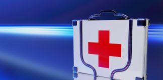 скорая, аптечка, медицинская помощь