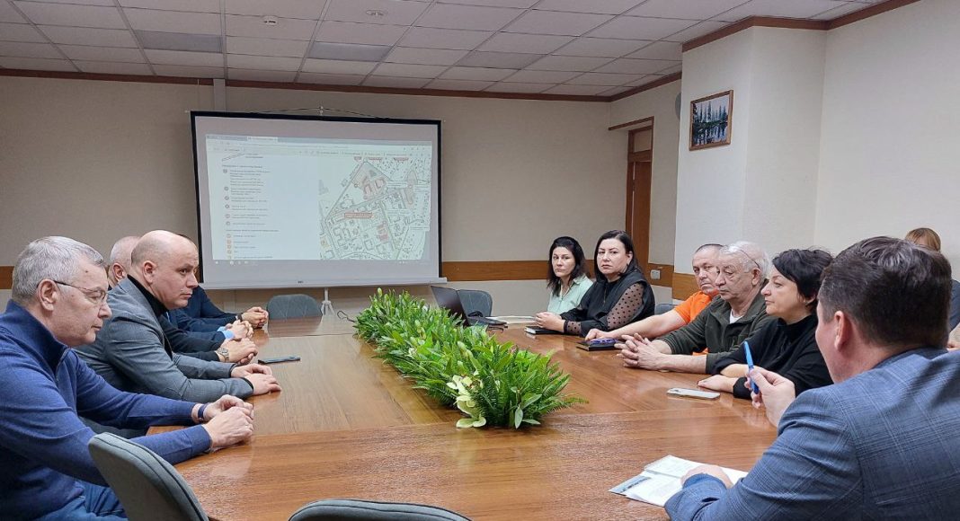 Фото из телеграм-канала Главы Саяногорска Евгения Молоднякова