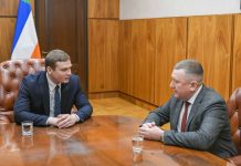 Валентин Коновалов и Дмитрий Бученик. Фото пресс-службы главы РХ