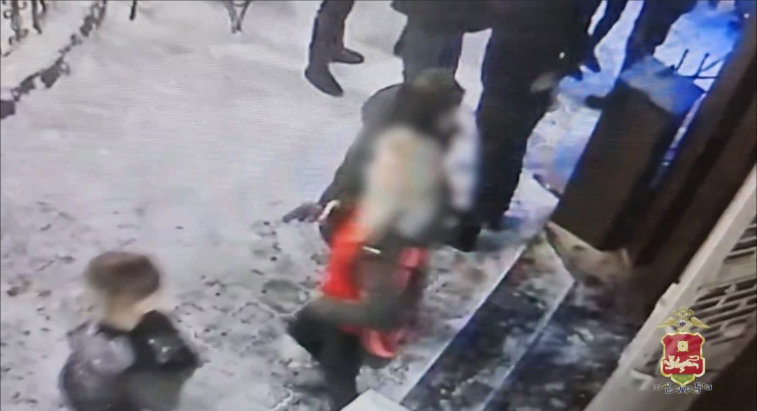 Кадр съемки видеонаблюдения