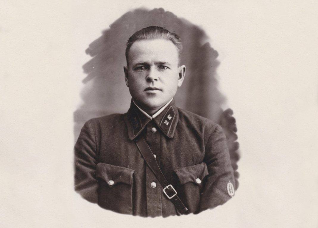 Василий Васильевич Сахнов. Фото из архива Управления ФСБ по РХ