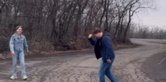 Кадр видеозаписи, опубликованной Михаилом Молчановым