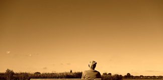 пенсионер, пожилой, одиночество, село, деревня