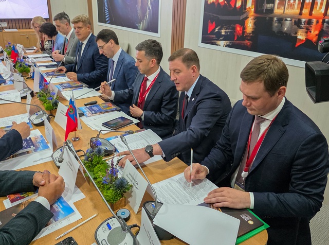 Фото со страницы главы РХ Фото со страницы главы РХ