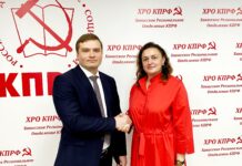 Валентин Коновалов и Елена Гопина. Фото со страницы Елены Гопиной