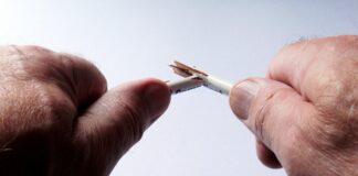 Сломанный карандаш