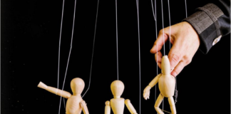 Марионетки. Изображение kandinsky