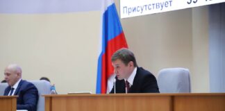 Валентин Коновалов и Сергей Сокол. Фото пресс-службы ВС РХ