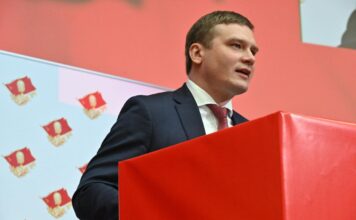 Валентин Коновалов. Фото пресс-службы КПРФ
