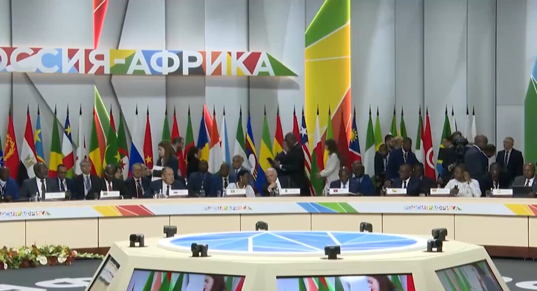 Кадр съемки МИД РФ