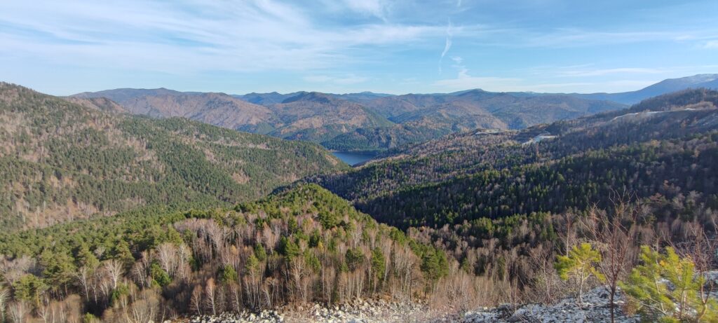 Граниты. Фото предоставлено Иваном Кукарцевым