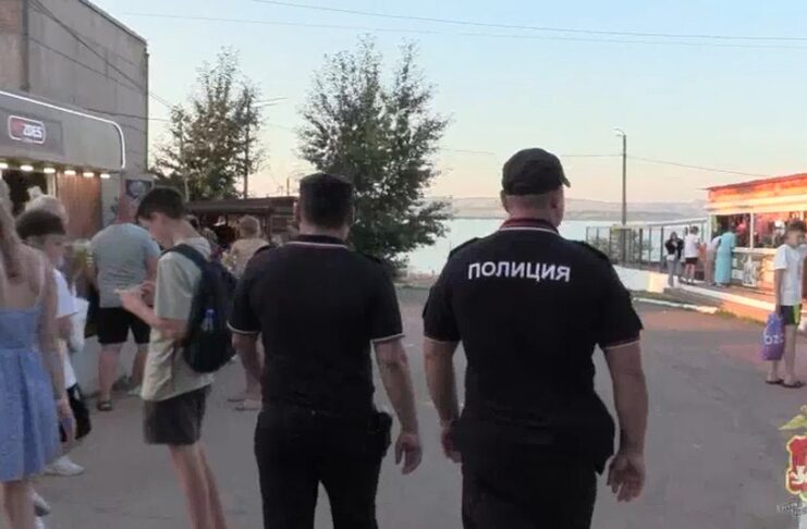 В Жемчужном начала работать курортная полиция Фото МВД
