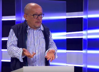 Андрей Тенишев в программе «Аргументы». Кадр съемки ВГТРК