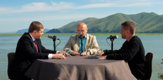 Скрин Подкаста "Сибирь": Губернатор Республики Хакасия - Валентин Коновалов, Сергей Мясников, Андрей Шалимов