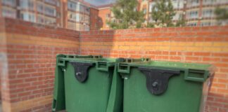 Мусорные баки. Фото из телеграм-канала Минприроды РХ