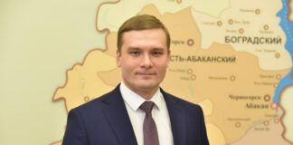 Валентин Коновалов. Фото из телеграм-канала правительства РХ