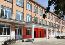 Фото из телеграм-канала Минобрнауки РХ