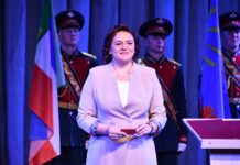 Инаугурация Елены Гопиной. Фото из телеграм-канала главы РХ