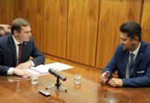 Валентин Коновалов и Игорь Арчимаев. Фото предоставлено пресс-службой главы РХ