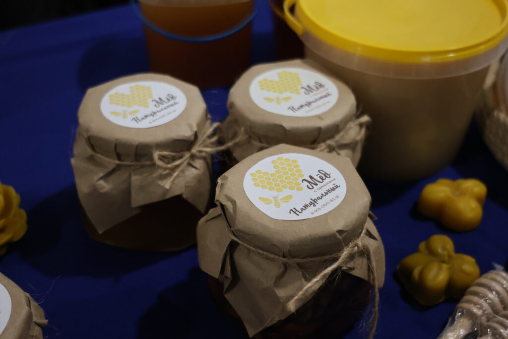 Мед. Фото: Владислав Фербер