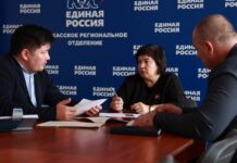 Наталья Кокорева, Роман Челтыгмашев, Вячеслав Финогенов. Фото из личного архива Н.Кокоревой