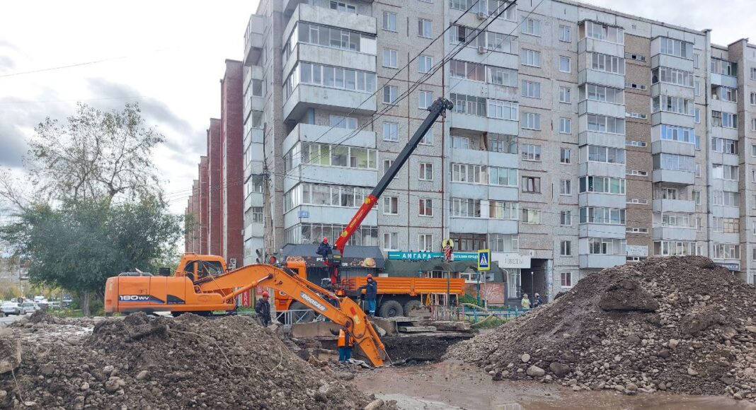 Порыв в Саяногорске. Фото из телеграм-канала главы города