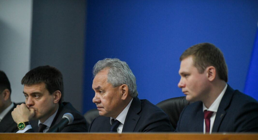 Михаил Котюков, Сергей Шойгу, Валентин Коновалов. Фото предоставлено пресс-службой главы РХ