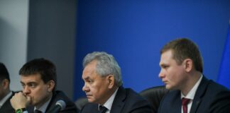 Сергей Шойгу укрепляет влияние в Сибири Михаил Котюков, Сергей Шойгу, Валентин Коновалов. Фото предоставлено пресс-службой главы РХ