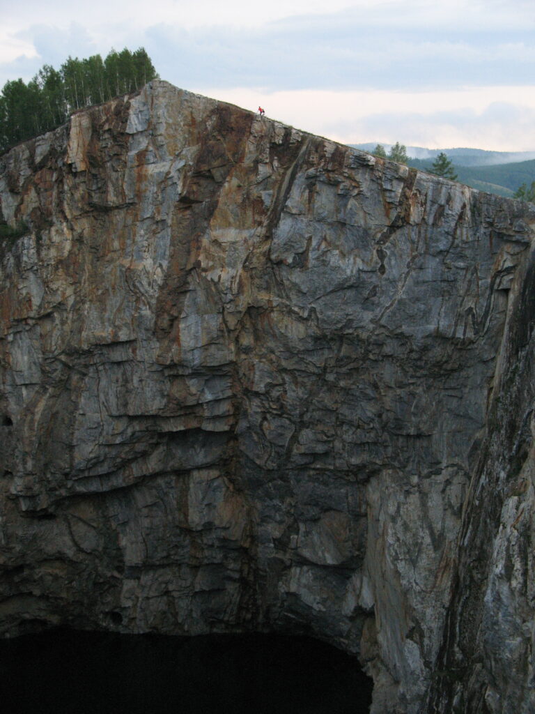 Туимский провал. Фото предоставил Иван Кукарцев