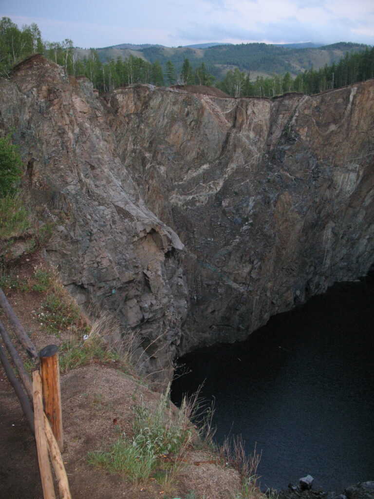 Туимский провал. Фото предоставил Иван Кукарцев