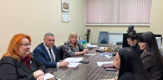 Совещание в Минэкономразвития Хакасии. Фото пресс-службы министерства