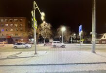 В Абакане под машину попала 68-летняя женщина Фото Госавтоинспекции