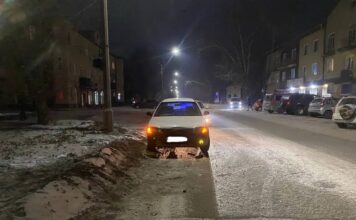 В Черногорске 10-летняя девочка попала под машину Фото Госавтоинспекции