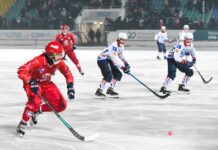 Играет хоккейный клуб «Саяны». Фото со страницы главы РХ