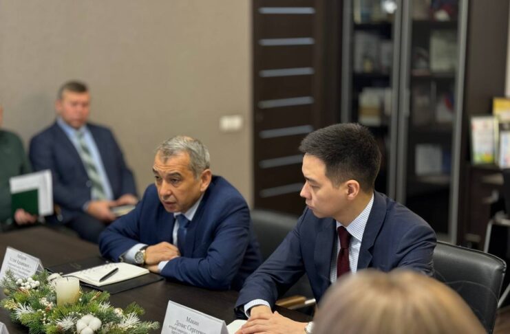 Хакасию посетил консул Узбекистана Фото из телеграм-канала Минэкономразвития РХ