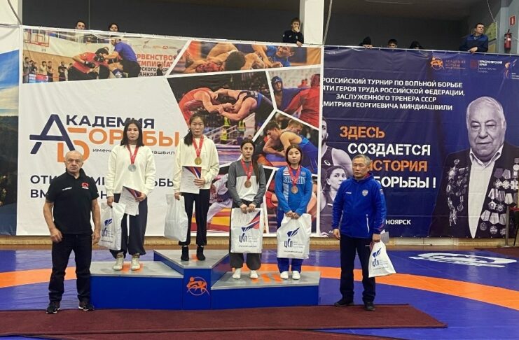 Студентка ХГУ завоевала бронзовую медаль на всероссийских соревнованиях по вольной борьбе Фото предоставлено пресс-службой ХГУ
