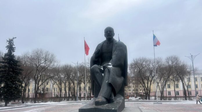 Памятник Ленину. Фото pulse19.ru