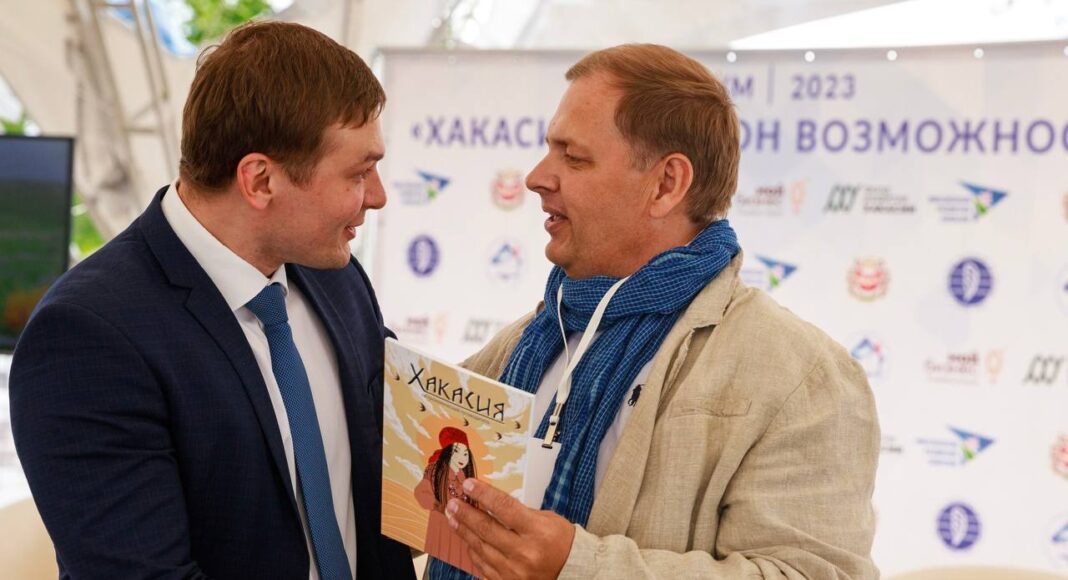 Валентин Коновалов и Андрей Попков. Фото предоставлено из личного архива Андрея Попкова Валентин Коновалов и Андрей Попков. Фото предоставлено из личного архива Андрея Попкова