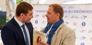 Валентин Коновалов и Андрей Попков. Фото предоставлено из личного архива Андрея Попкова