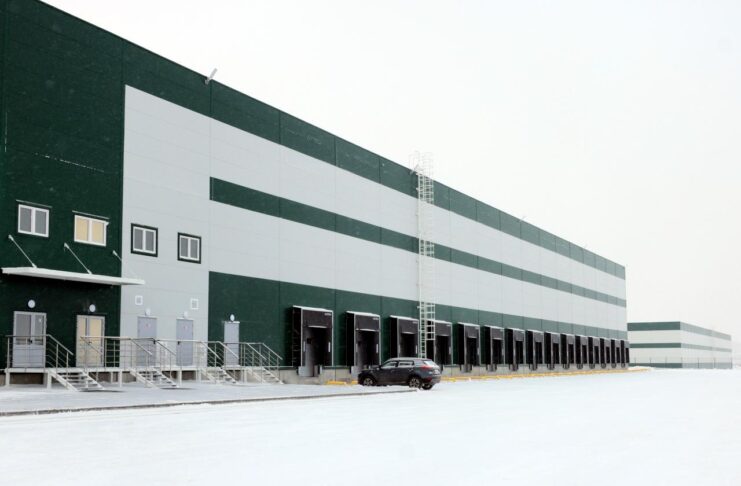 «Россети Сибирь» обеспечили электроэнергией крупнейший логистический комплекс в Красноярском крае Фото из телеграм-канала «Россети Сибирь»