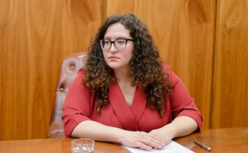 Глава Хакасии встретился с и.о. министра финансов Марина Гардер. Фото предоставлено пресс-службой