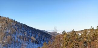 Малоарбатская писаница. Фото предоставил Иван Кукарцев