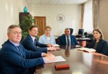 ХГУ планирует запустить новый стратегический проект при участии Сбера и Минэка Хакасии Фото из телеграм-канала Александра Мяхара