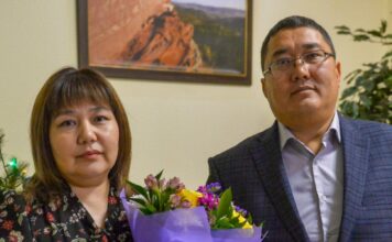 Семья из Аскиза награждена медалью ордена «Родительская слава» Фото из телеграм-канала главы РХ