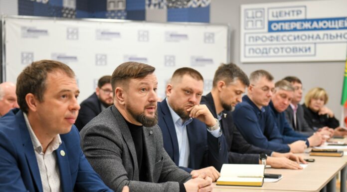 Нужен ли Хакасии ИИ «сверху»: ставка на крупного игрока или развитие своих ИТ-компетенций? Фото предоставлено пресс-службой главы Хакасии