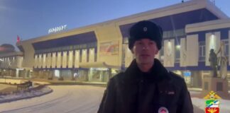В Хакасии транспортный полицейский спас замерзающего человека Кадр съемки УТ МВД